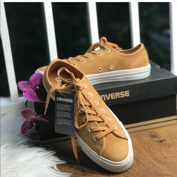 Converse Shoes - NWT Converse Ctas OX Raw Sugar WMNS AUTHENTIC